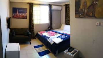 Kamar Deluks, Beberapa Tempat Tidur, Bebas Asap Rokok | Didekorasi berbeda-beda dan dilengkapi dengan perabotan berbeda-beda