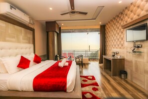 Rom – superior | Fasade