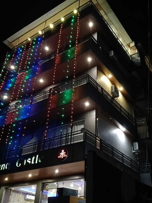 Front of property - Hotel King Castle (Dharamshala)