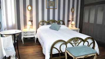 3 soverom, reiseseng for barn og sengetøy