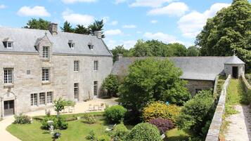 Façade de lâhĂ©bergement