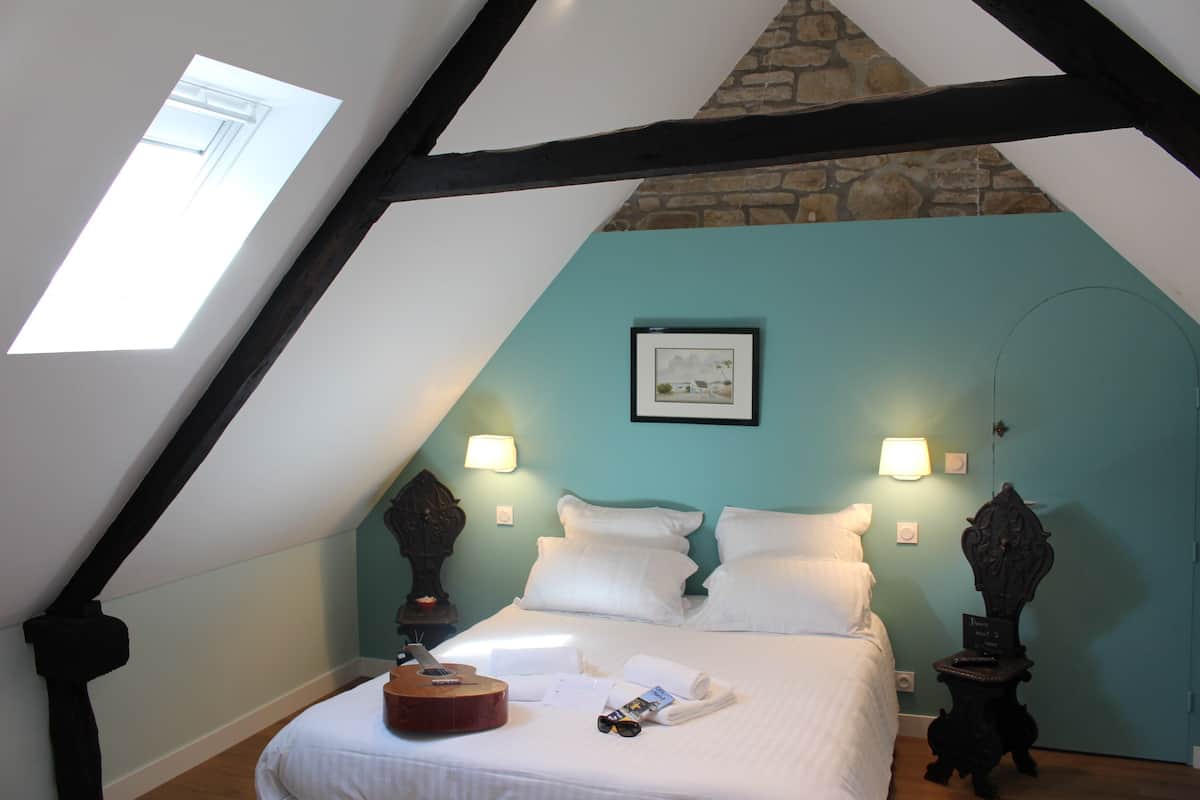 Room (La Gourmandise, 1st Floor)