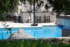 Ulkouima-allas, lÀmmitetty uima-allas