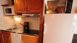 Uklassifisert bilde, 2 av 13, knapp