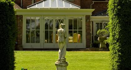 The Old Vicarage Restaurant with Rooms