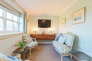 豪華雙人房 | 客廳 | 平面電視