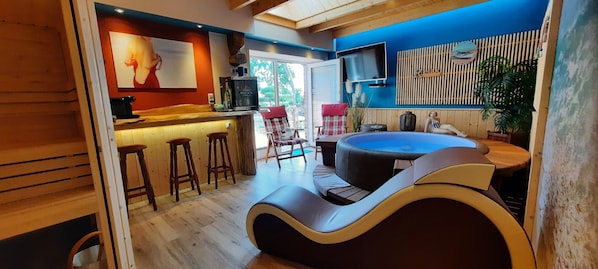 Bain à remous intérieur