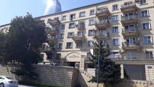 Unclassified image, 1 of 12, button - APARTMENT NEAR FLAME TOWER (Baku)