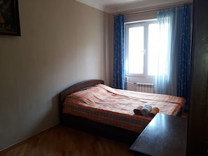 Apartment | Iron/ironing board, free WiFi