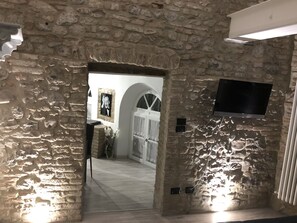 Interior - Mentore R&B (Noceto)