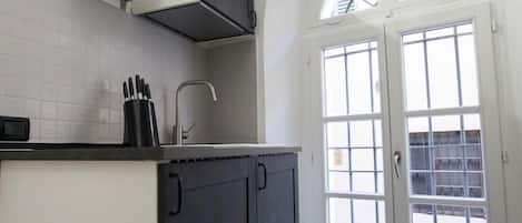 Exclusief appartement, 1 slaapkamer, uitzicht op de stad | Uitzicht vanuit de kamer