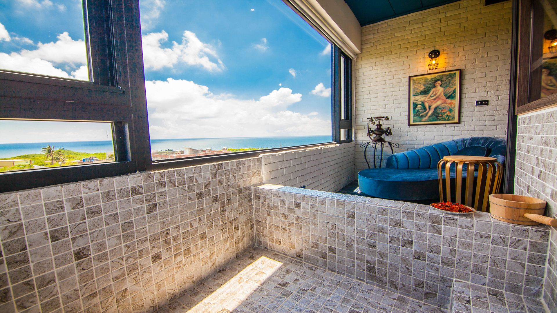 Comfort Double Room | Desk, blackout curtains, free WiFi, bed sheets