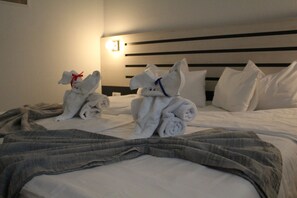 Minibar, coffre-fort, bureau, rideaux dâobscurcissement