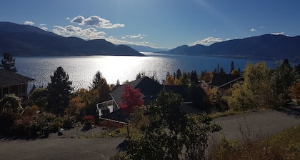 The Chirping Cricket Bed & Breakfast