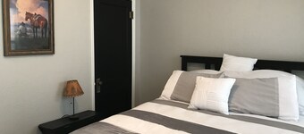 Charming 2 bedroom 1 bath home