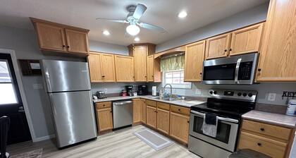 Charming 2 bedroom 1 bath home