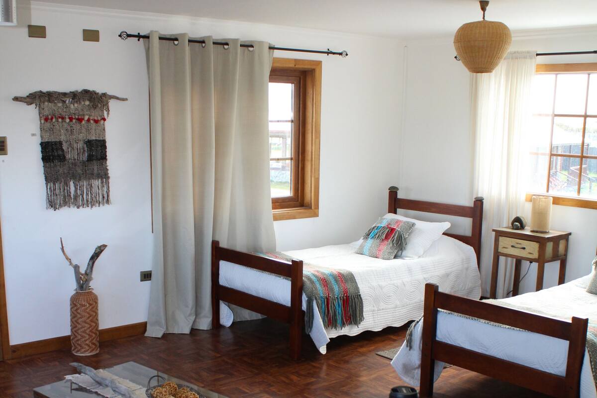 Superior Cabin, Berbilang Katil, Non Smoking, Bay View | Kalis bunyi, seterika/papan seterika, Wi-fi percuma 