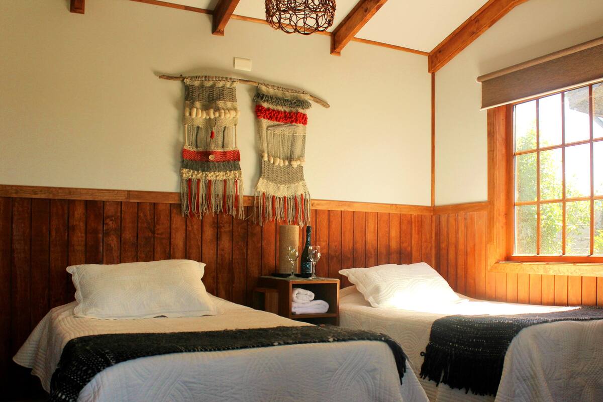 Superior Cabin, Berbilang Katil, Non Smoking, Bay View | Kalis bunyi, seterika/papan seterika, Wi-fi percuma 