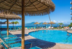 Pool - Studio 7th Floor OCEAN VIEW Condo - Royal Kahana 702 (Lahaina)