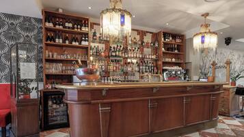 Bar (en el alojamiento)