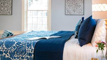 Deluxe Room, 1 King Bed, Non Smoking | Premium bedding, pillowtop beds, individually decorated