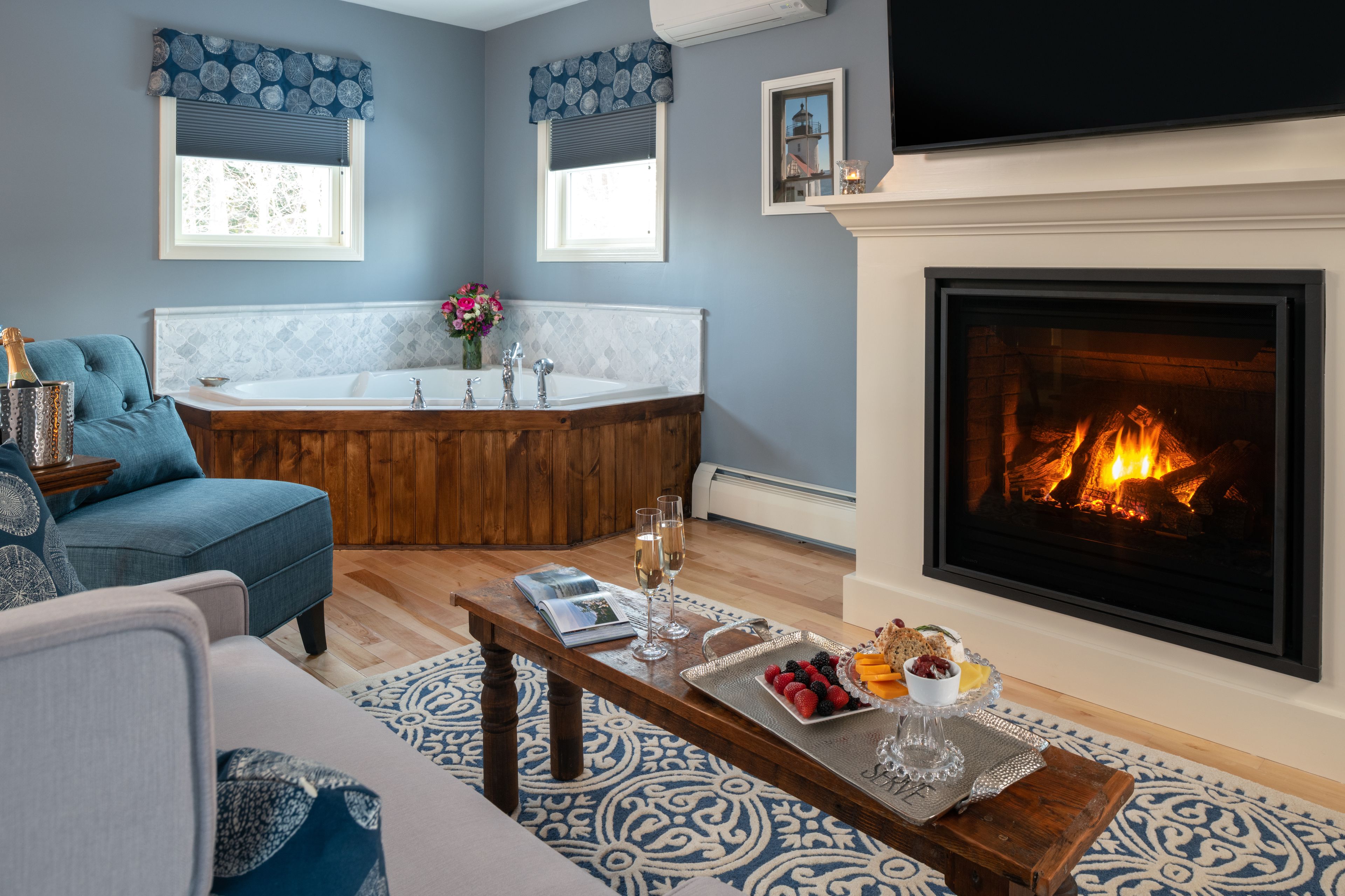 奢華套房, 1 張特大雙人床, 非吸煙房 | 客廳 | 智慧型電視、Netflix