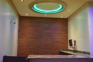 Check-in/check-out kiosk