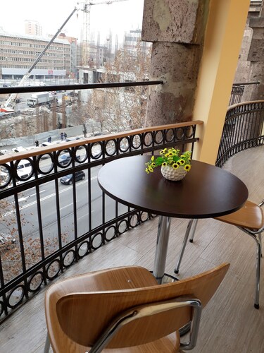 New and cozy STALINKA apartment in the city center of Yerevan