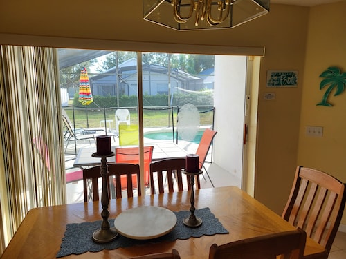 Newly Updated Spacious 3 Bedroom Home With Pool, - near Disney