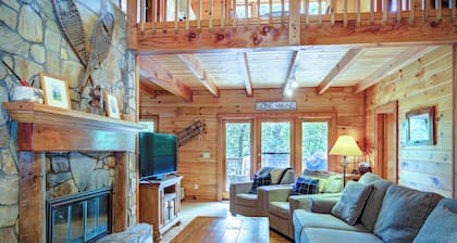 Relaxing, Cozy, Beautiful 3 BR Log Cabin in Blowing Rock/Boone NC
