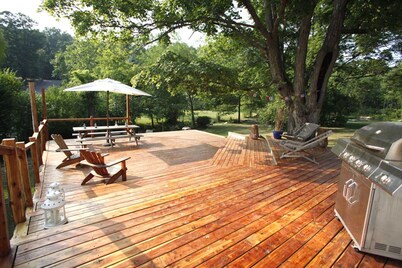 Modern Farmhouse on pristine private 12 Acres