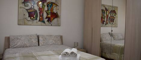 2 Schlafzimmer, Bügeleisen/Bügelbrett, WLAN