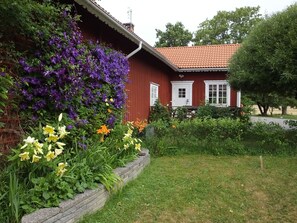Exterior detail - Stable Masters House - Rent a house in the beautiful vally of Kiladalen (Jönåker)