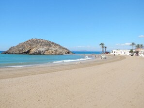 Beach towels - A Family Oasis: Your Perfect Family Retreat (sleeps 6) (Condado De Alhama)