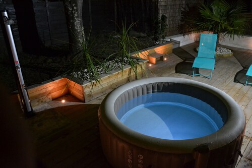 Gite avec spa privé et terrasse clos à proximité de commerces et de rivières