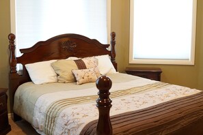 8 Schlafzimmer, Bügeleisen/Bügelbrett, WLAN, Bettwäsche