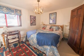 4 slaapkamers, een strijkplank/strijkijzer, wifi, beddengoed