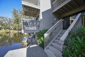 Property grounds - Sunset Rentals | Ocean Cove 808 (Hilton Head Island)
