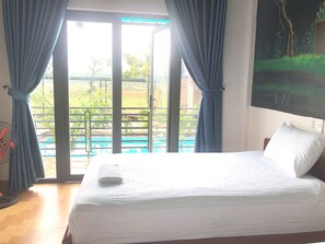 Minibar, décoration personnalisée, ameublement personnalisé, bureau