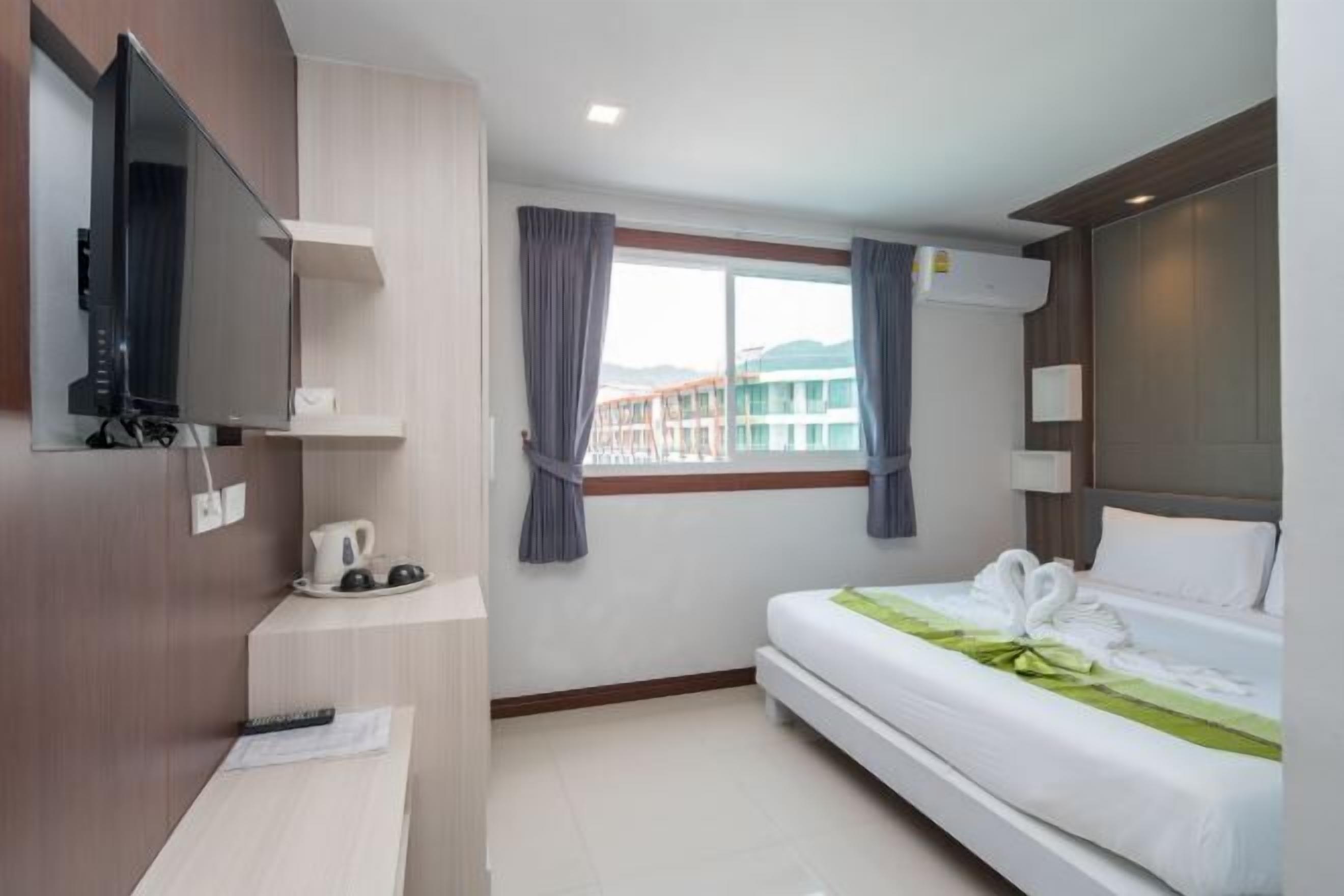 In-room safe, desk, blackout curtains, soundproofing