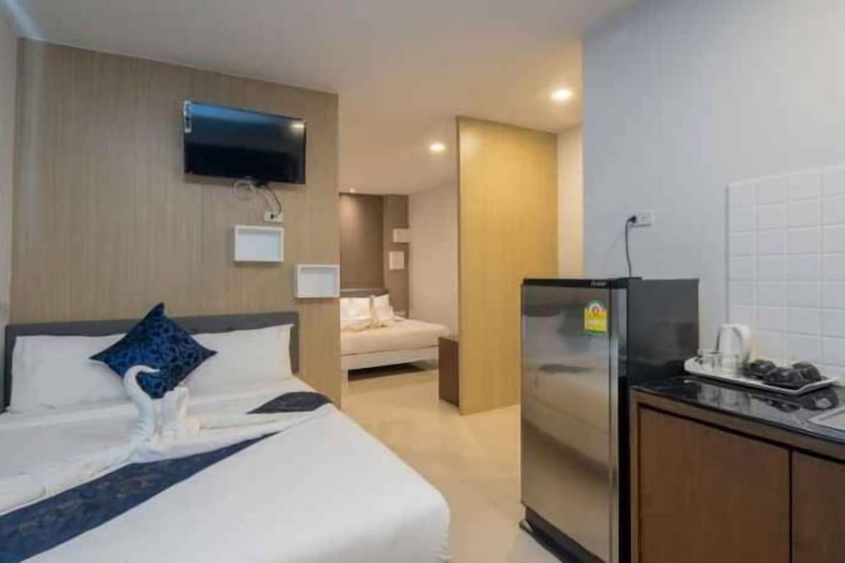 Coffres-forts dans les chambres, bureau, rideaux occultants