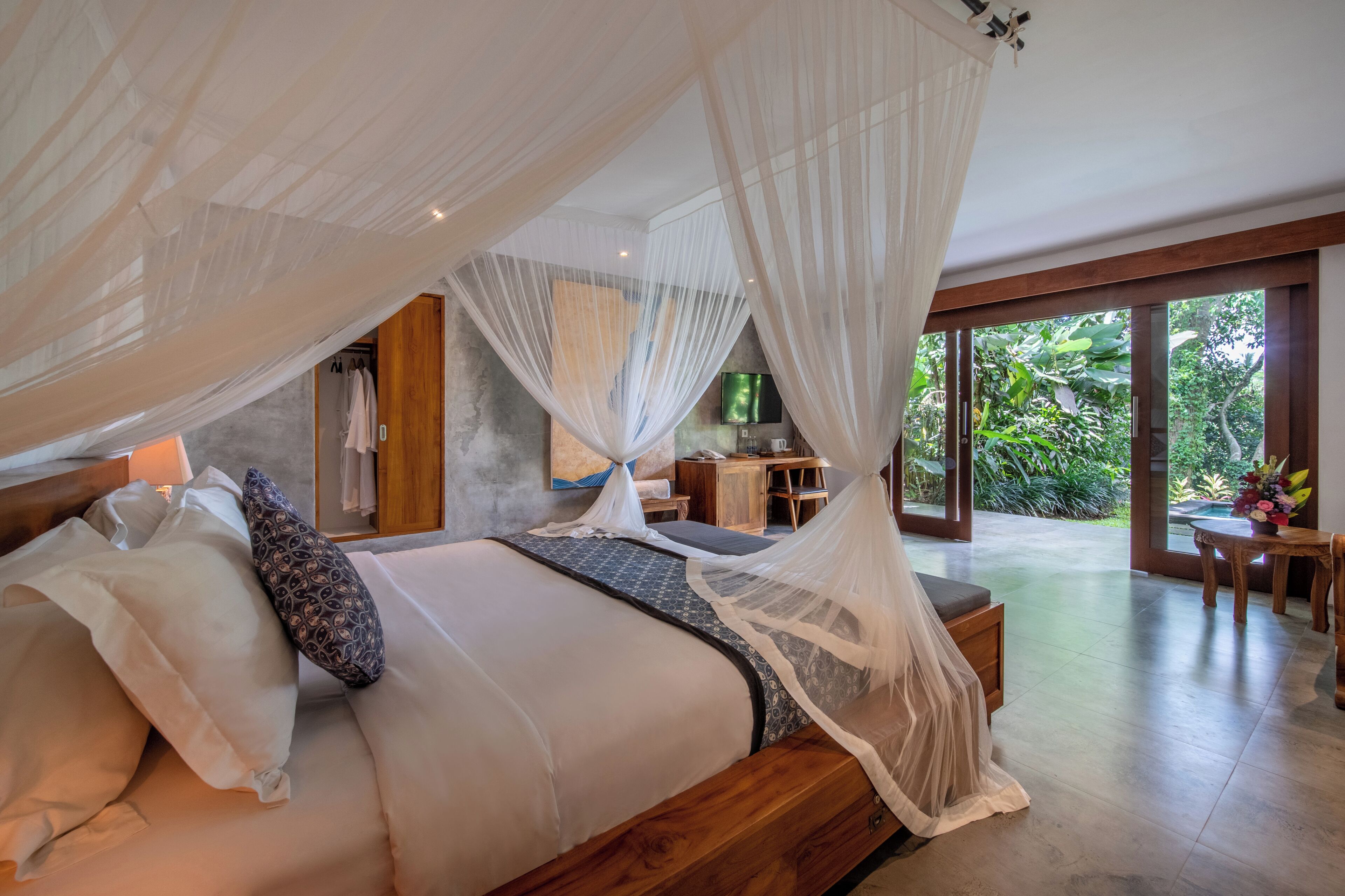 Luxury Villa, Private Pool | 1 bedroom, minibar, in-room safe, desk