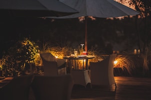 Villa de lujo, piscina privada | Terraza o patio