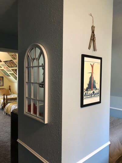 Tucci House - Cozy Historic Home - Sleeps 10