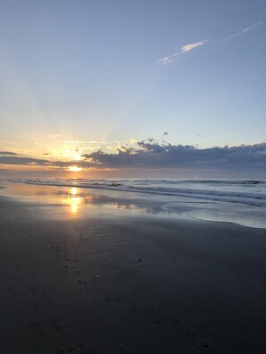 On the beach, sun loungers, beach towels - Seaside Villas II, Oceanfront Condo (Folly Beach)
