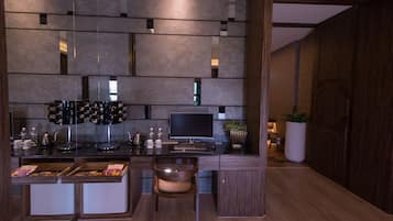 江月套房 (21:00 後入住) | 高級寢具、迷你吧、獨特設計、獨特裝修