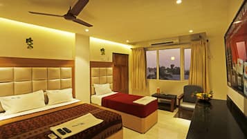 Deluxe Triple Room, 1 Bedroom, Non Smoking, Sea View | Select Comfort beds, individually decorated, individually furnished