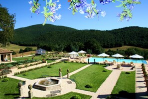 Junior Suite, Terrace, Pool View | Balcony view - Relais Tenuta del Gallo (Amelia)