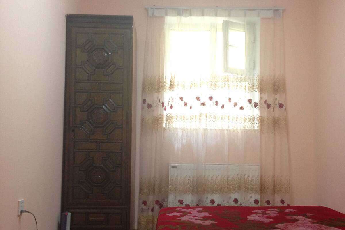 Chambre Double Standard | Minibar, coffres-forts dans les chambres, bureau, rideaux occultants