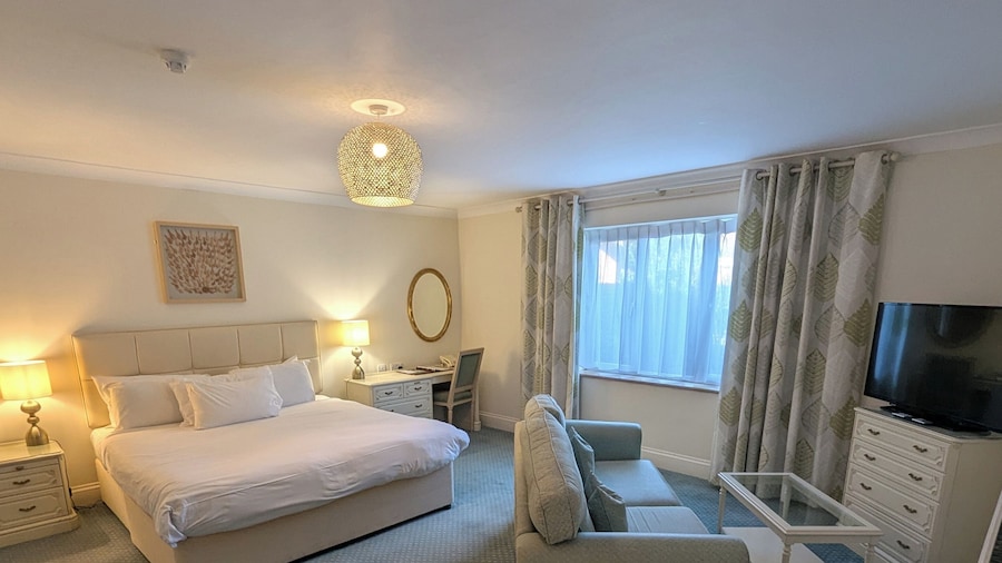 The Walnut Tree Hotel